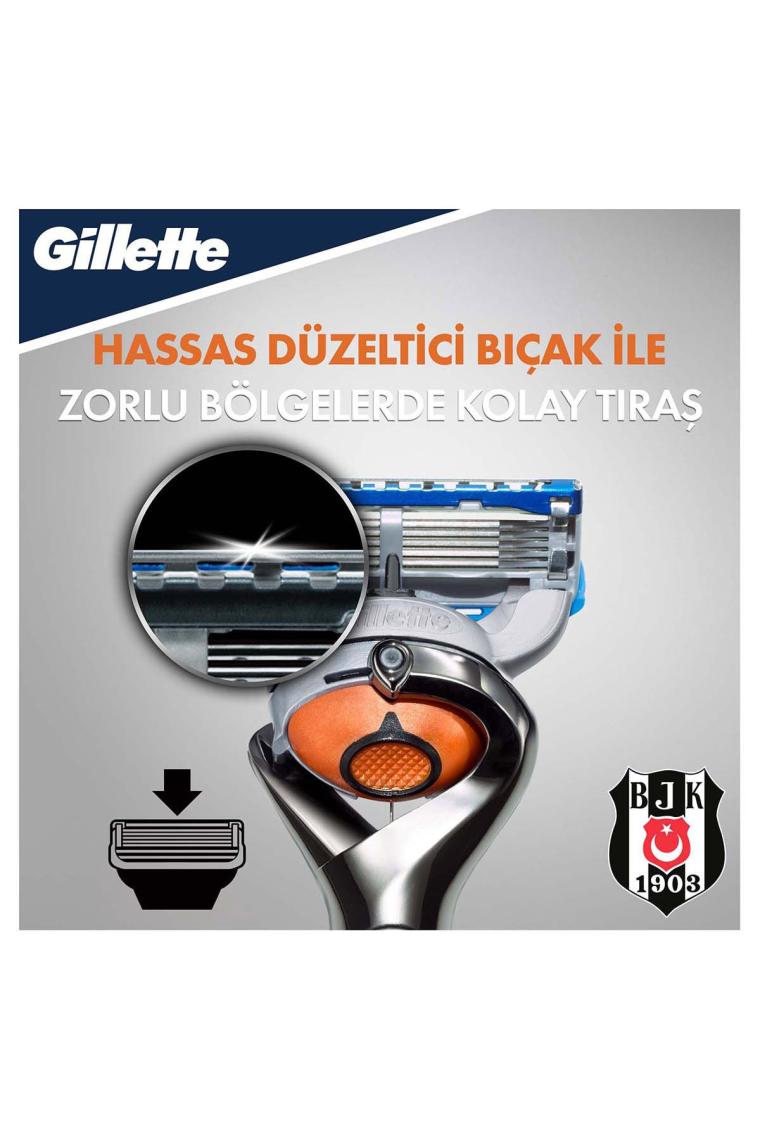 Fusion Proglide Makine + 4'lü Yedek Bıçak Beşiktaş Özel Seri