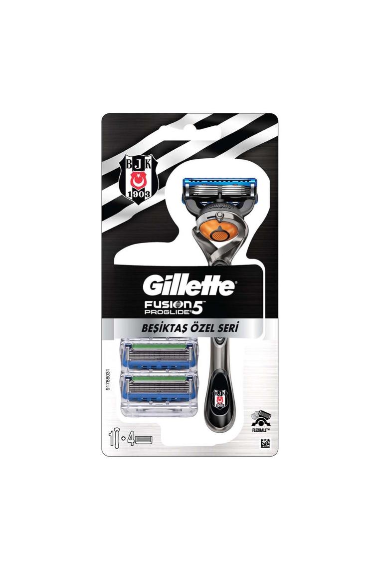 Fusion Proglide Makine + 4'lü Yedek Bıçak Beşiktaş Özel Seri