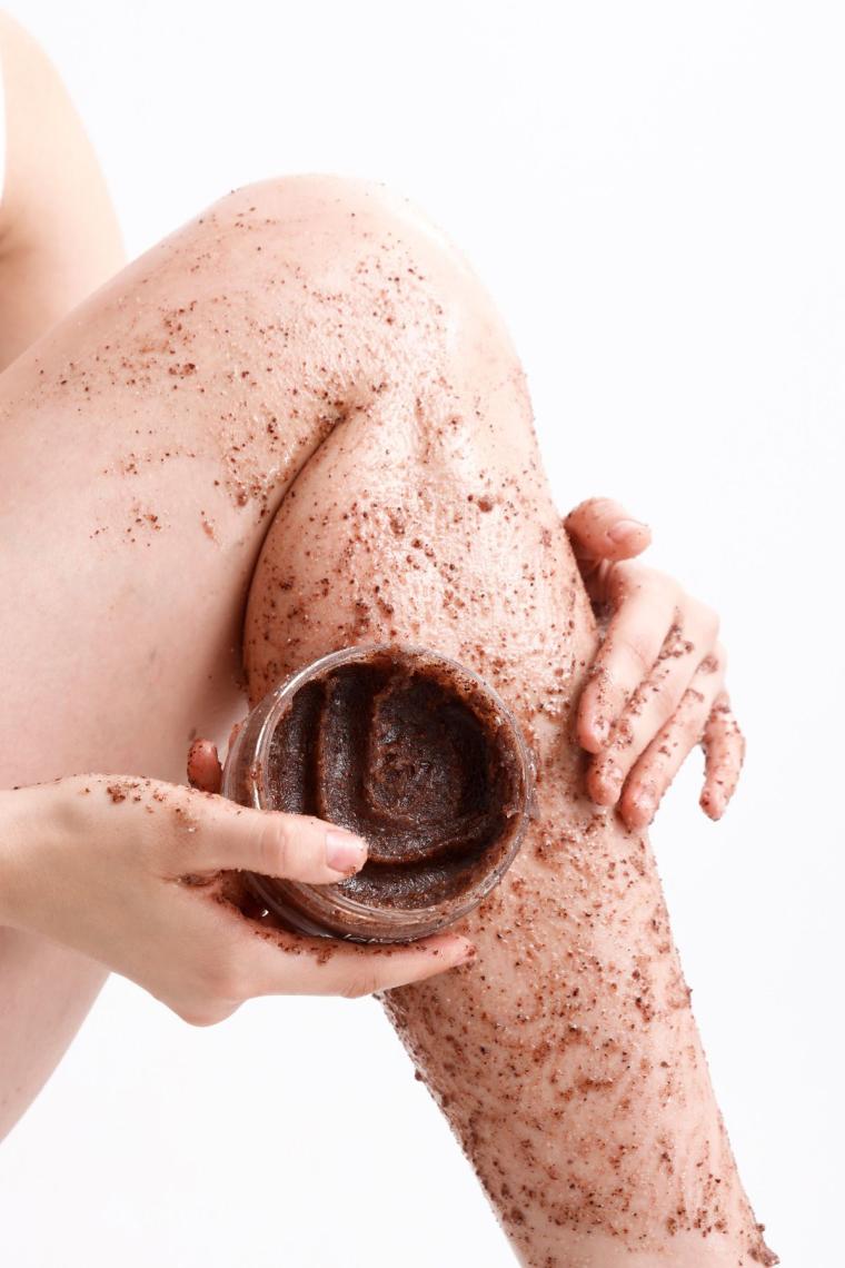 Antioxidant Vücut Peelingi Arındırıcı ve Yenileyici Nem Bombası Body Scrub 280 gr