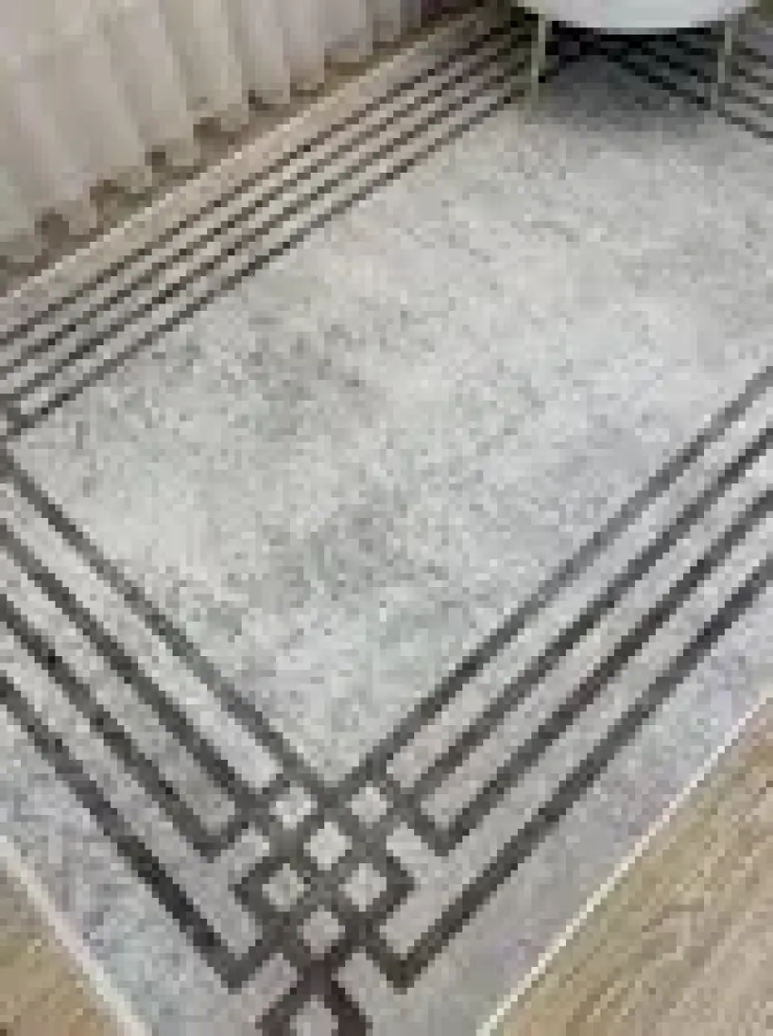 Brillant Geometrik Geçişli Şönil Görünüm Lateks Kaymaz Taban Leke Tutmaz Saçaklı Halı