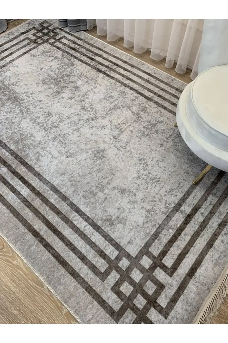 Brillant Geometrik Geçişli Şönil Görünüm Lateks Kaymaz Taban Leke Tutmaz Saçaklı Halı