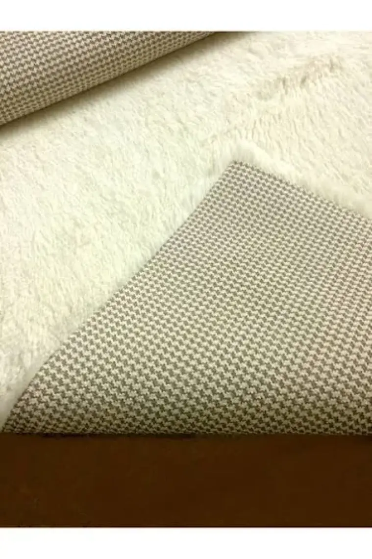 Tappeto Tavşan Tüyü Post Peluş Yıkanabilir Kaymaz Taban Halı  Krem