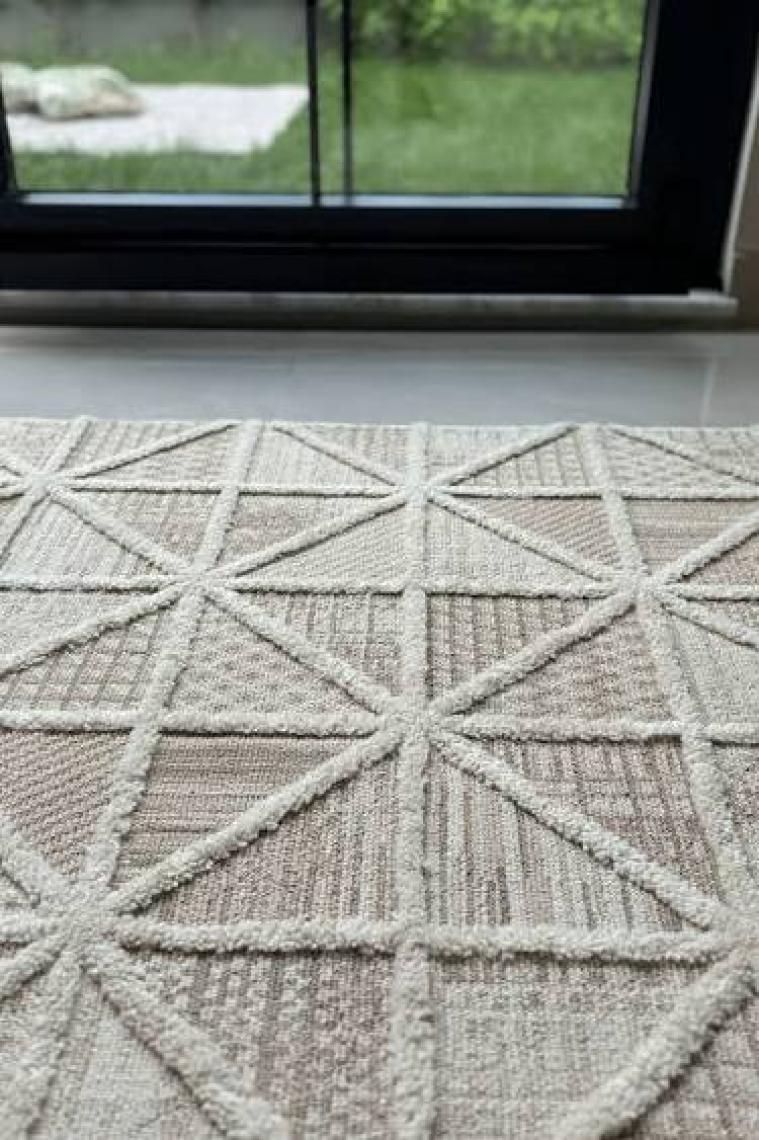 Cool Halı Sakura 2201 Krem Hav Toz Vermez Etnik Desenli Modern Bukleli Salon Halısı