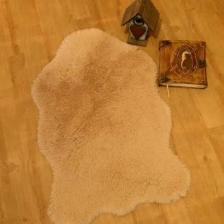 Tappeto Tavşan Tüyü Tek Kafa Post Peluş Yıkanabilir Kaymaz Taban  Camel