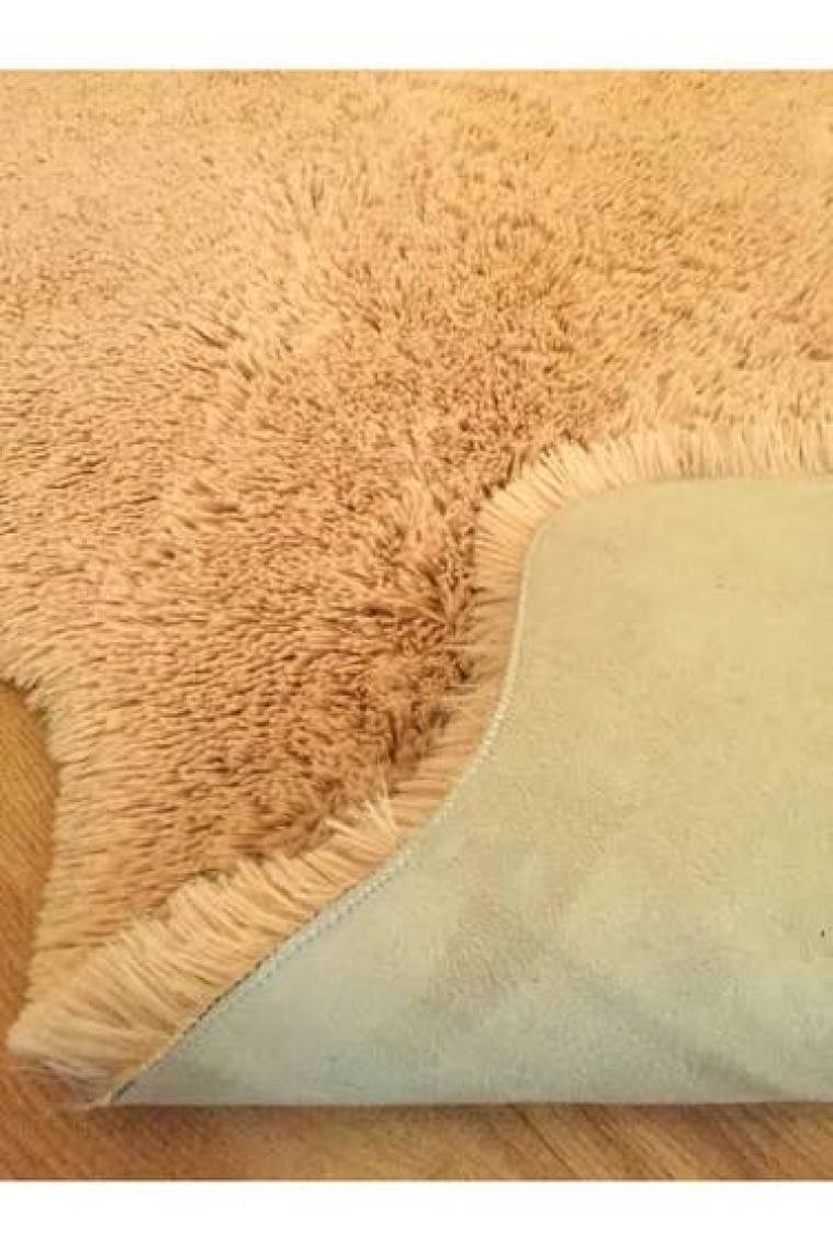 Tappeto Tavşan Tüyü Tek Kafa Post Peluş Yıkanabilir Kaymaz Taban  Camel