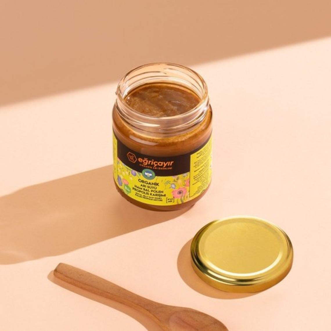Eğriçayır Organik Arı Sütü Bal Polen Propolis Karışımı 240 gr
