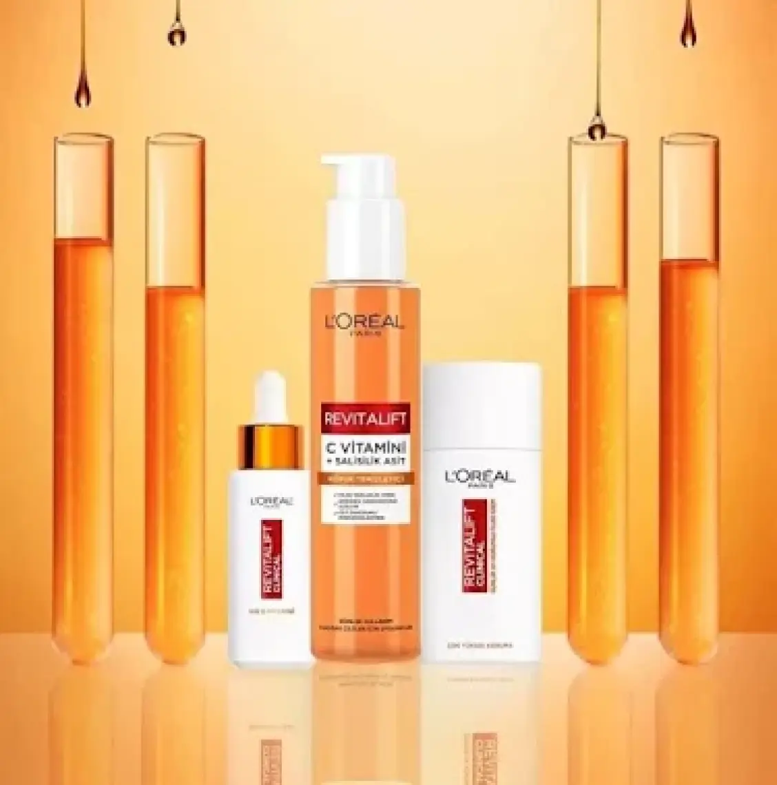 L'oréal Paris Revitalift Clinical Vitamini + Salisilik Asit Aydınlatıcı Köpük Temizleyici