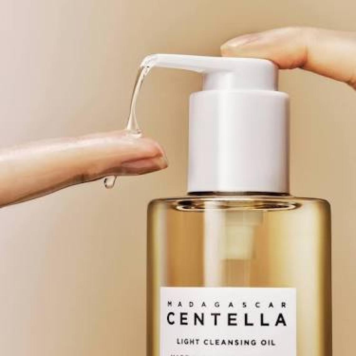 SKIN1004 Madagascar Centella Light Cleansing Oil - Yüz Temizleme Yağı 200ml