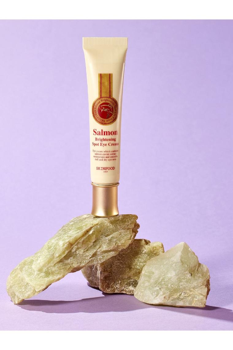 Salmon Brightening Spot Eye Cream