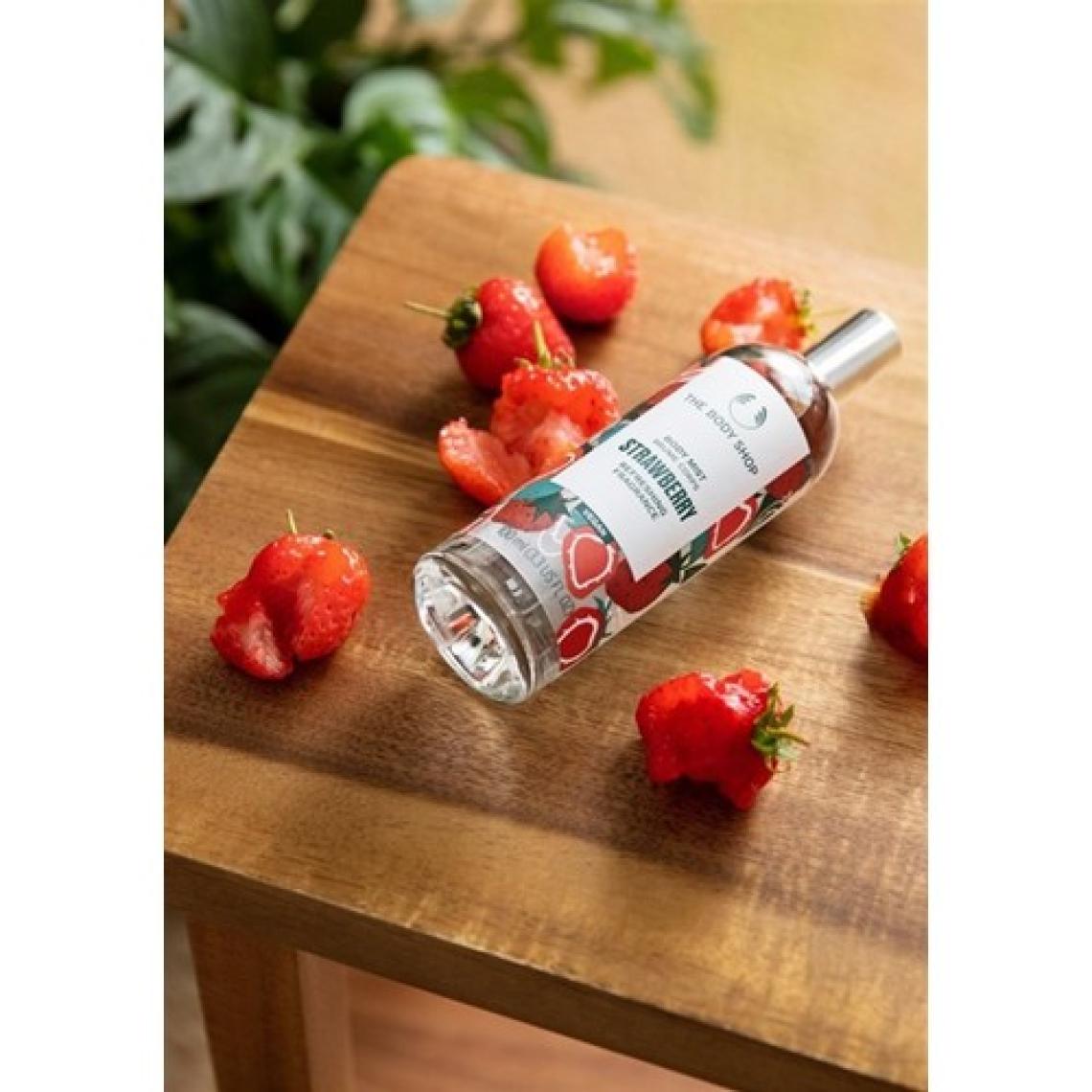 The Body Shop Strawberry Vücut Spreyi Body Mist 100 ML