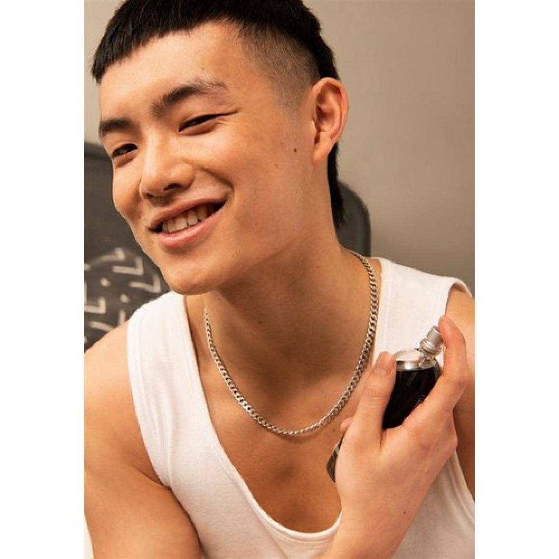 The Body Shop Black Musk Vücut Spreyi Body Mist 100 ML