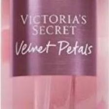 Victoria's Secret Velvet Petals Mist Vücut Spreyi 250ml