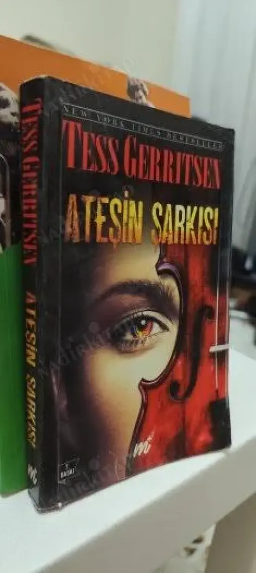 Ateşin Şarkısı - Tess Gerritsen