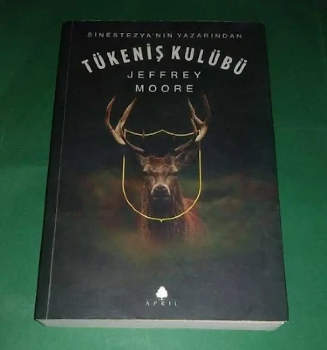 Tükeniş Kulübü - Jeffrey Moore
