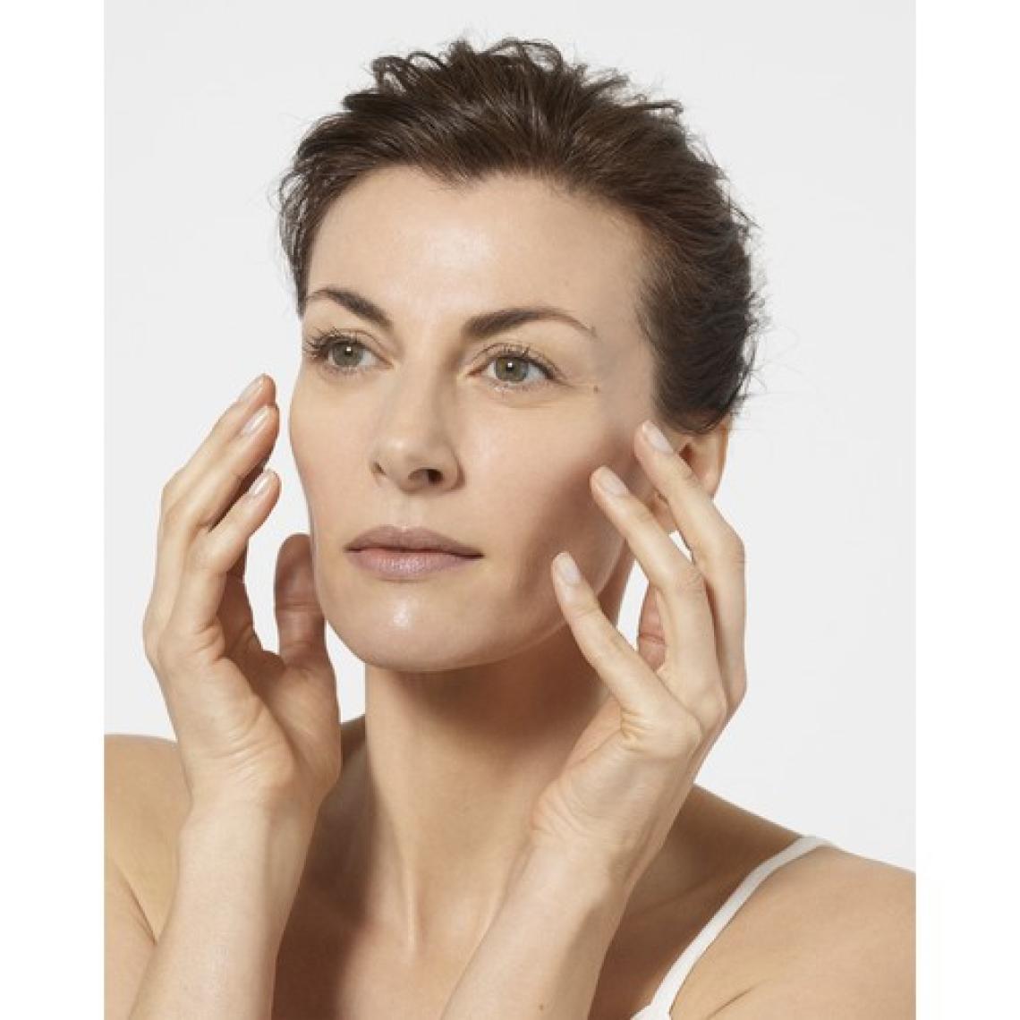 L'Oréal Paris Revitalift Lazer X3 Yoğun Yaşlanma Karşıtı Bakım Serum