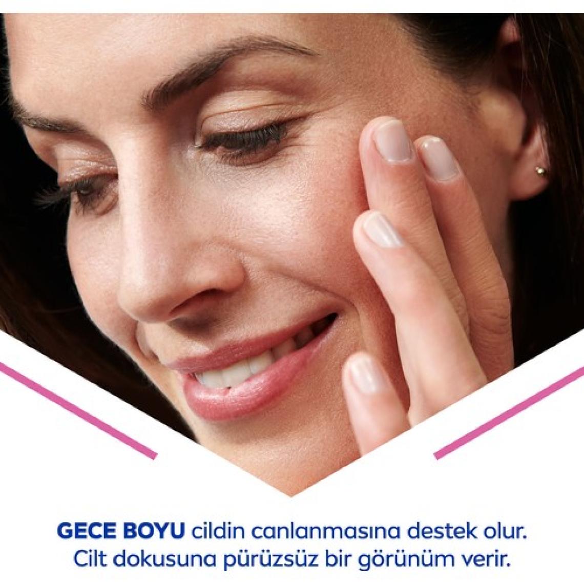 NIVEA Cellular Expert  Filler Yoğun  Gece Yüz Bakım Kremi 50ml;Hyaluronik Asit ve Folik Asit