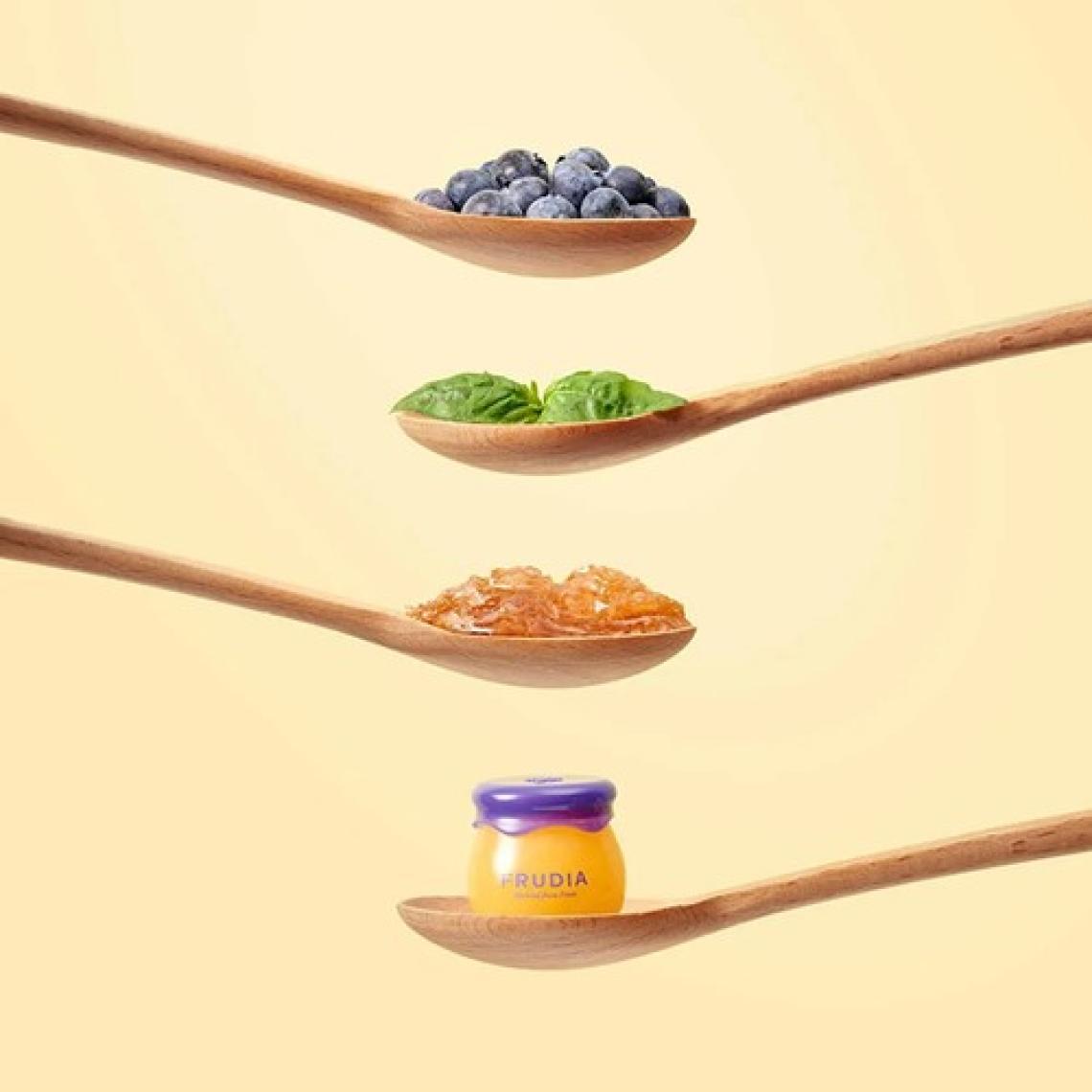 Frudia Blueberry Dudak Balmı Nemlendirici 10 gr