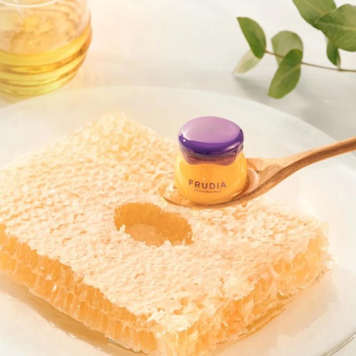 Frudia Blueberry Dudak Balmı Nemlendirici 10 gr