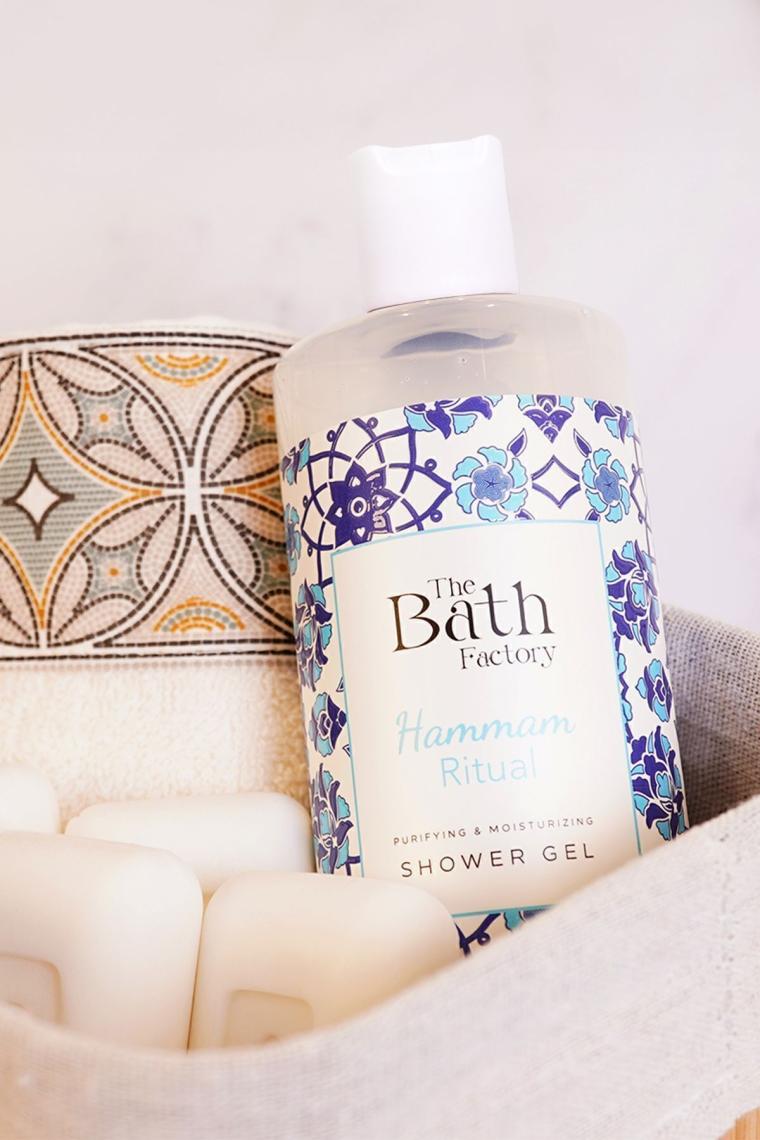 Nemlendirici Ve Besleyici Hamam Duş Jeli 400 ml