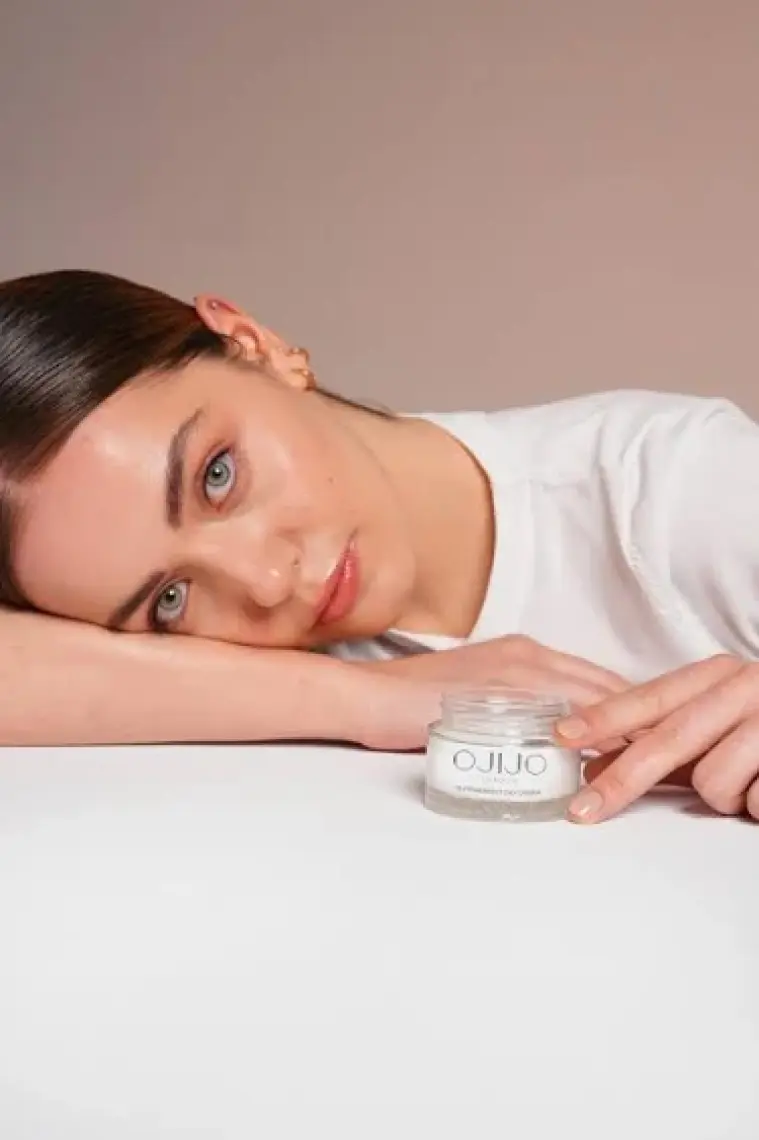 Ojijo London Besleyici ve Nemlendirici Su Bazlı Gündüz Kremi 50 ml