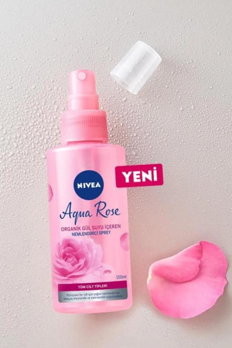 Aqua Rose Organik Gül Suyu Nemlendirici Yüz Sprey 150ml, Makyaj Öncesi ve Makyaj Sonrası Sabitleyici