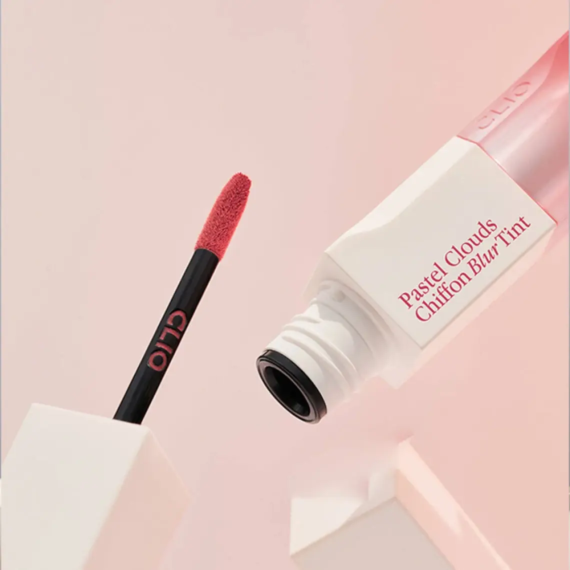 Clio Pürüzsüz ve Kadifemsi Dokulu, Doğal Görünüm Sunan Tint CLIO Chiffon Blur Tint (05 Pink Fog)