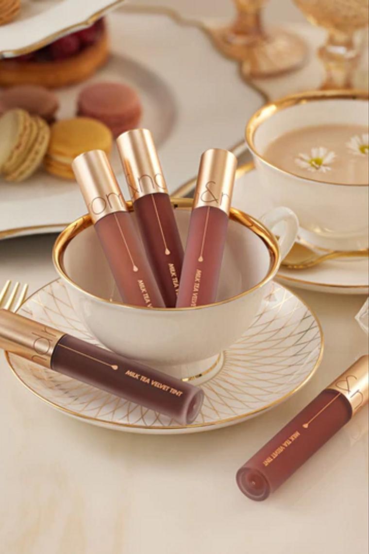 Kadife Görünüm Sağlayan Milk Tea Velvet Tint - Rose Tea