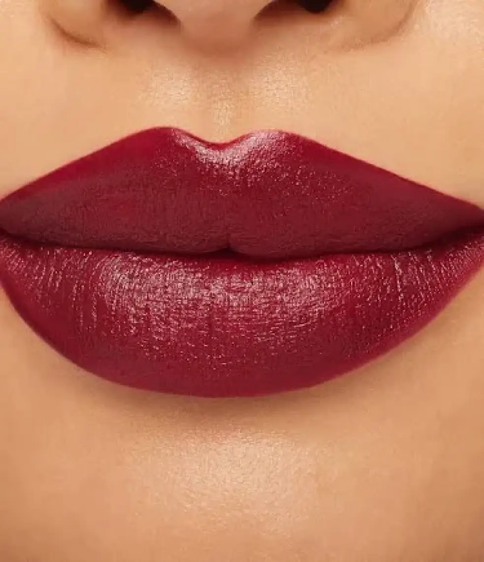 MAC M·A·CXIMAL Silky Matte Lipstick Nemlendirme Etkili Yoğun Renk Sağlayan Ruj - Flamingo