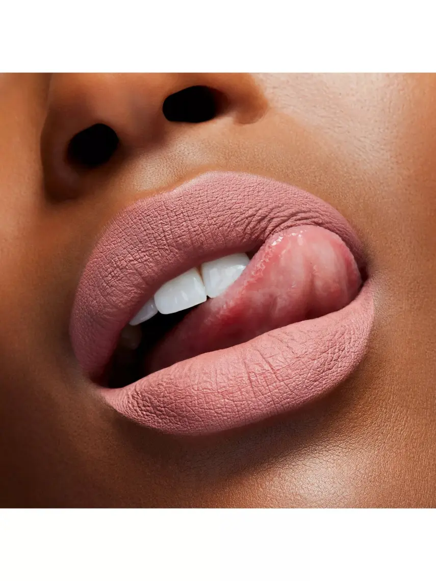 MAC Locked Kiss Ink 24 Saate Kadar Kalıcı Suya Dayanıklı Likit Mat Ruj - Mischief - 4ml - 773602645985