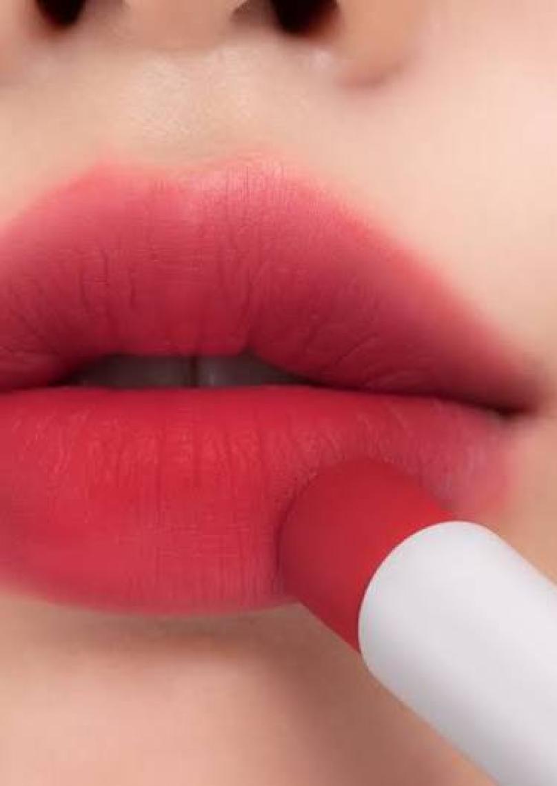 Romand Zero Matte Lipstick - Red Carpet