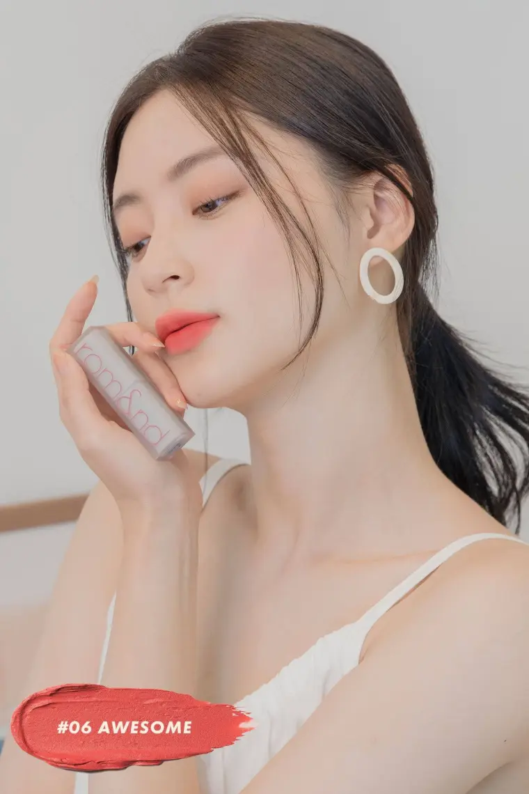 Romand Zero Matte Lipstick - Tanning Red