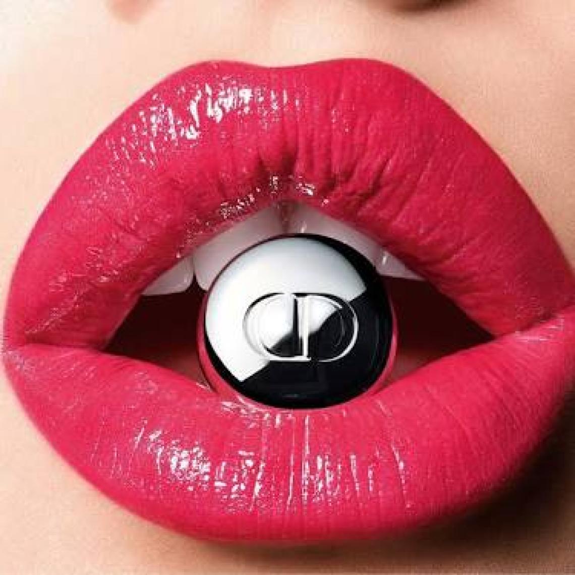 Dior Addict Stellar Halo Shine LIPSTICK847 Passion Star