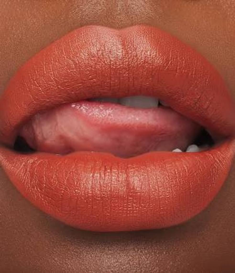 MAC M·a·cxımal Silky Matte Lipstick Nemlendirme Etkili Yoğun Renk Sağlayan Ruj - Mull It To The Max