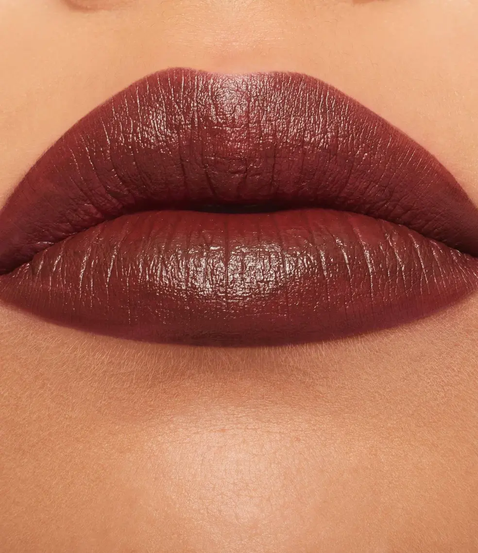 Mac M·a·cxımal Silky Matte Lipstick Nemlendirme Etkili Yoğun Renk Sağlayan Ruj - Forever Curious