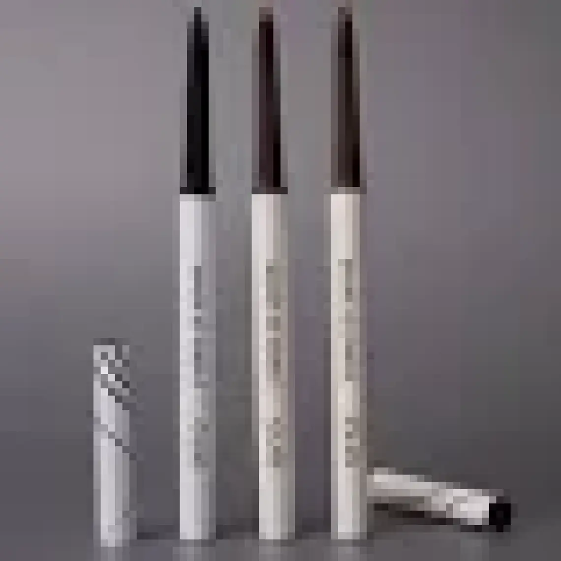 Clio Suya Dayanıklı, İnce Uçlu Göz Kalemi CLIO Sharp So Simple Waterproof Pencil Liner (01 Black)