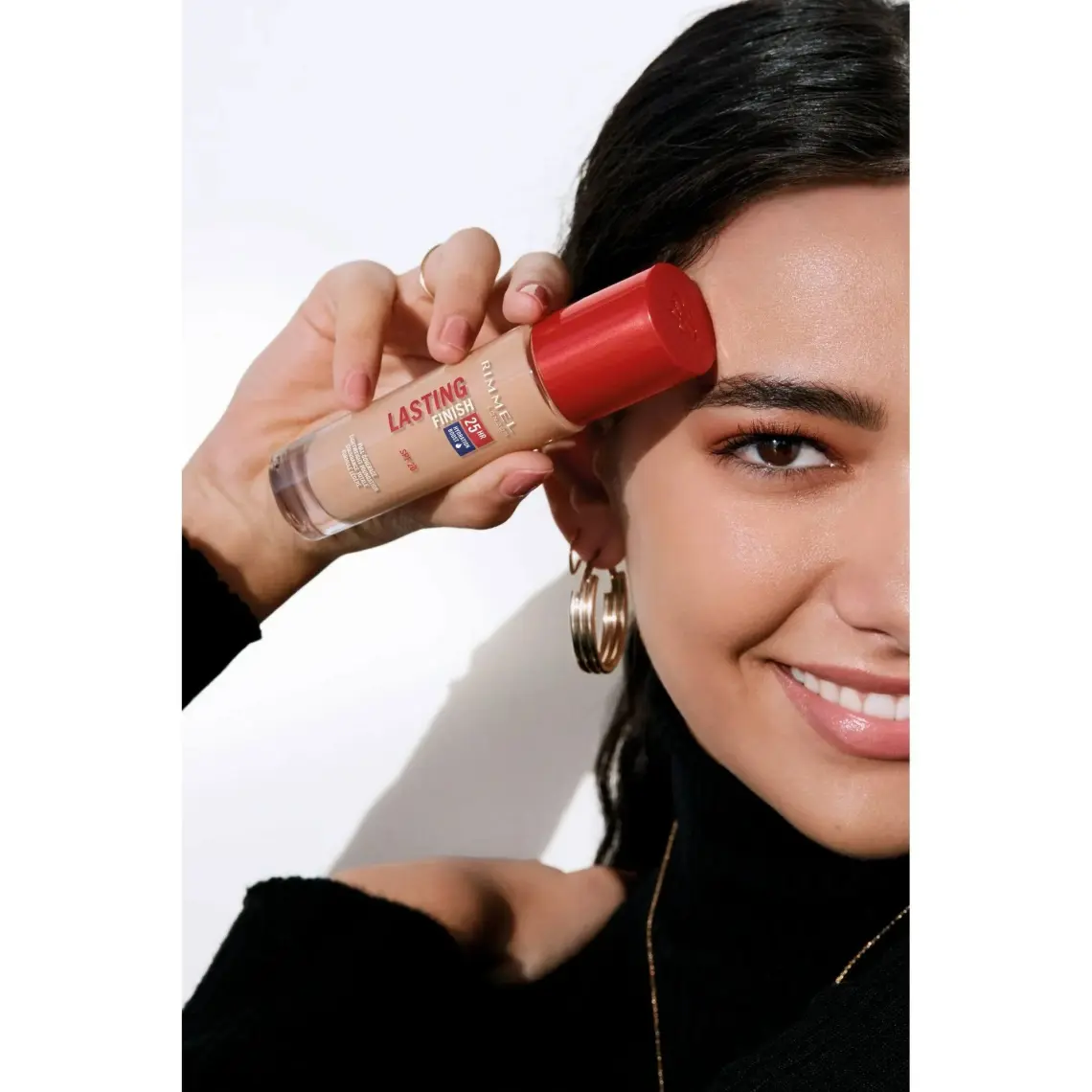 Rimmel London Fondöten - Lasting Finish Foundation 210 Gold Beige 30 ml