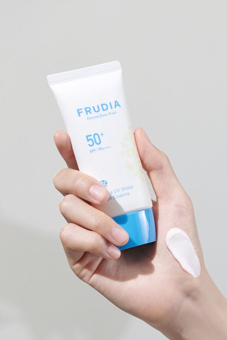 Uv Shield Nemlendirici Güneş Kremi 50 gr Spf50