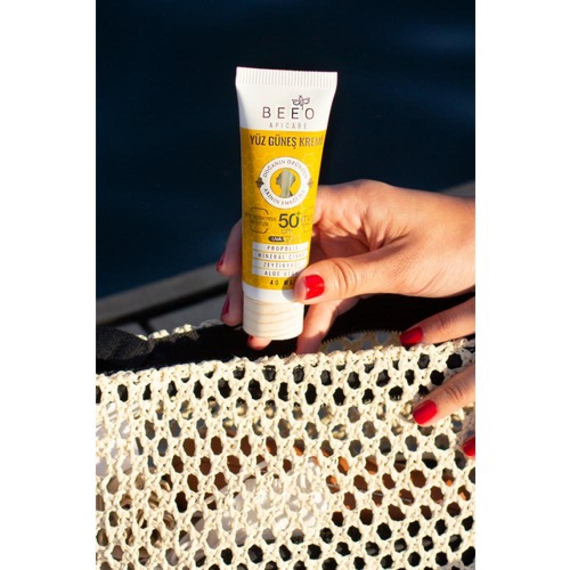 Bee' o  Apicare Propolisli Yüz Güneş Kremi 40 ml
