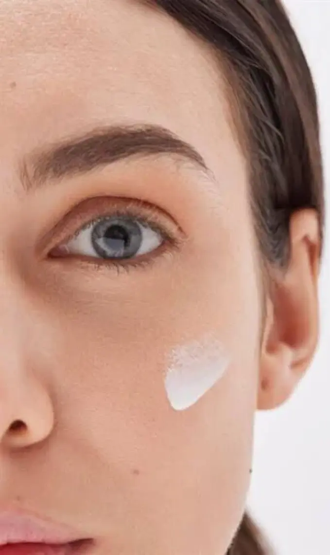 Babe Süper Akışkan Matlaştırıcı Güneş Koruyucu Spf 50 - 50 ml