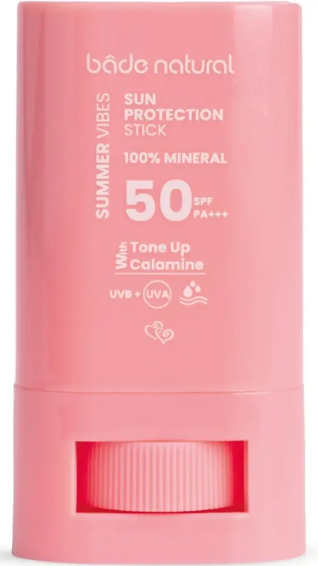 Bade Natural 50 Spf Ton Eşitleyici ve Cilt Aydınlatıcı Pembe Yüksek Korumalı Güneş Koruyucu Stick
