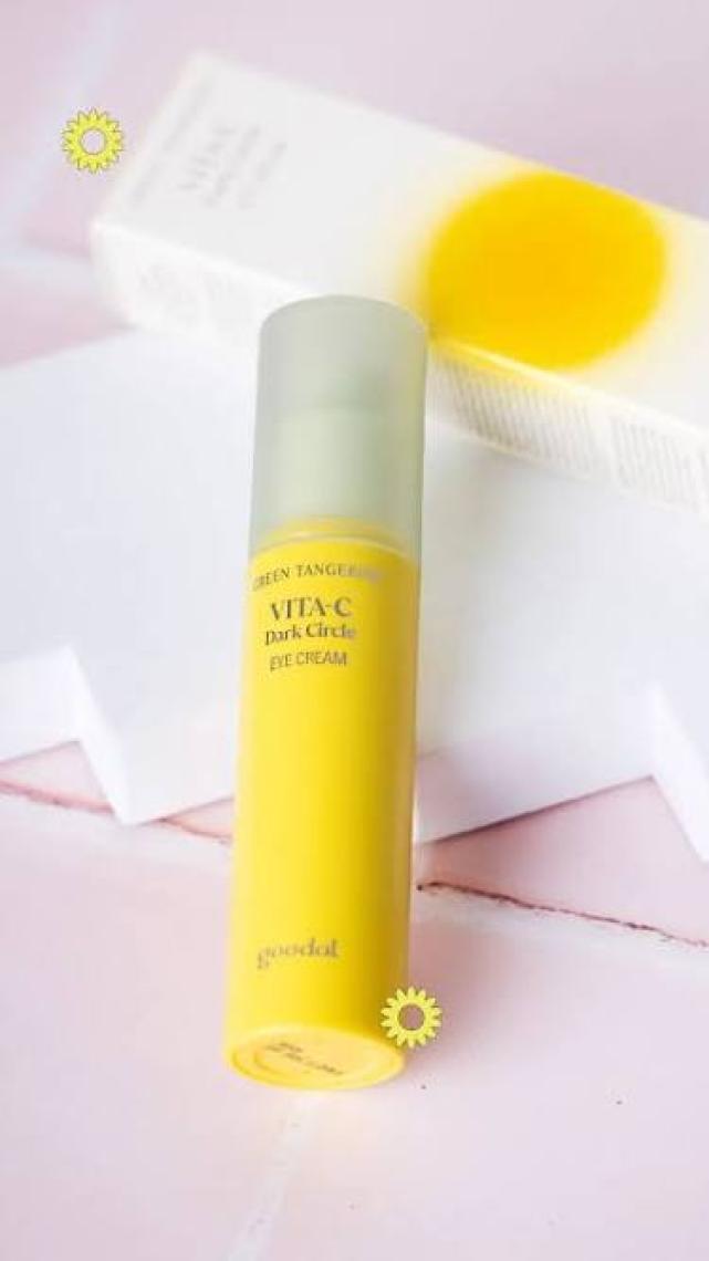 Goodal Green Tangerine Vita - C Koyu Leke Güneş Serumu 50 ml
