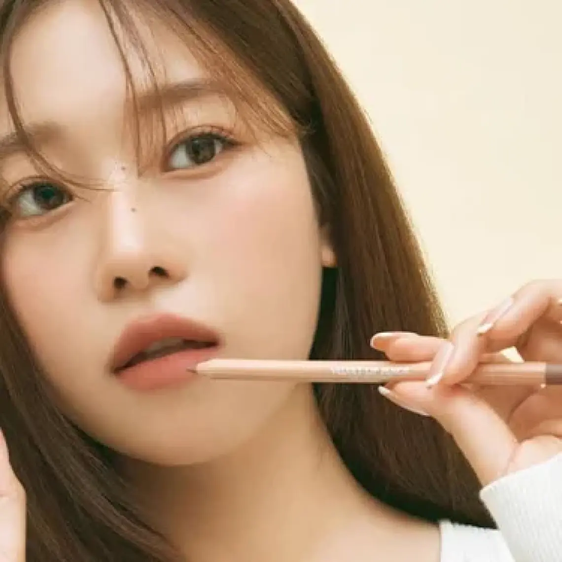 Clio Kremsi Formüle Sahip Dudak Kalemi ve Kalemtıraş Seti CLIO Velvet Lip Pencil Set 03 Coffee Brown