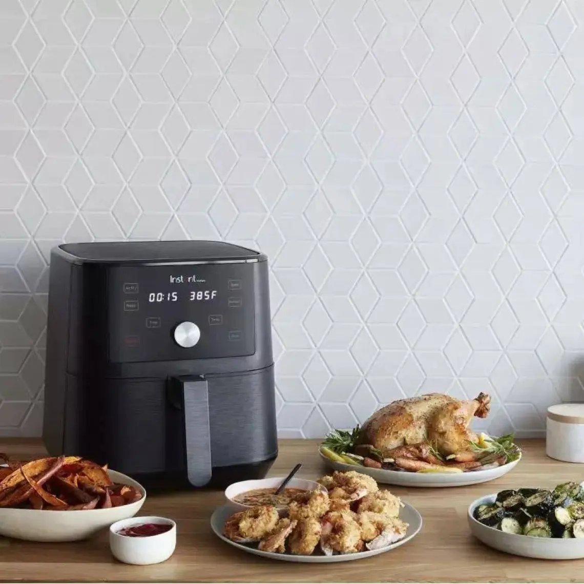 Instant Vortex 4'ü 1 Arada 3.8 Litre İşlevli Yapışmaz ve Yıkanabilir Sepetli Air Fryer