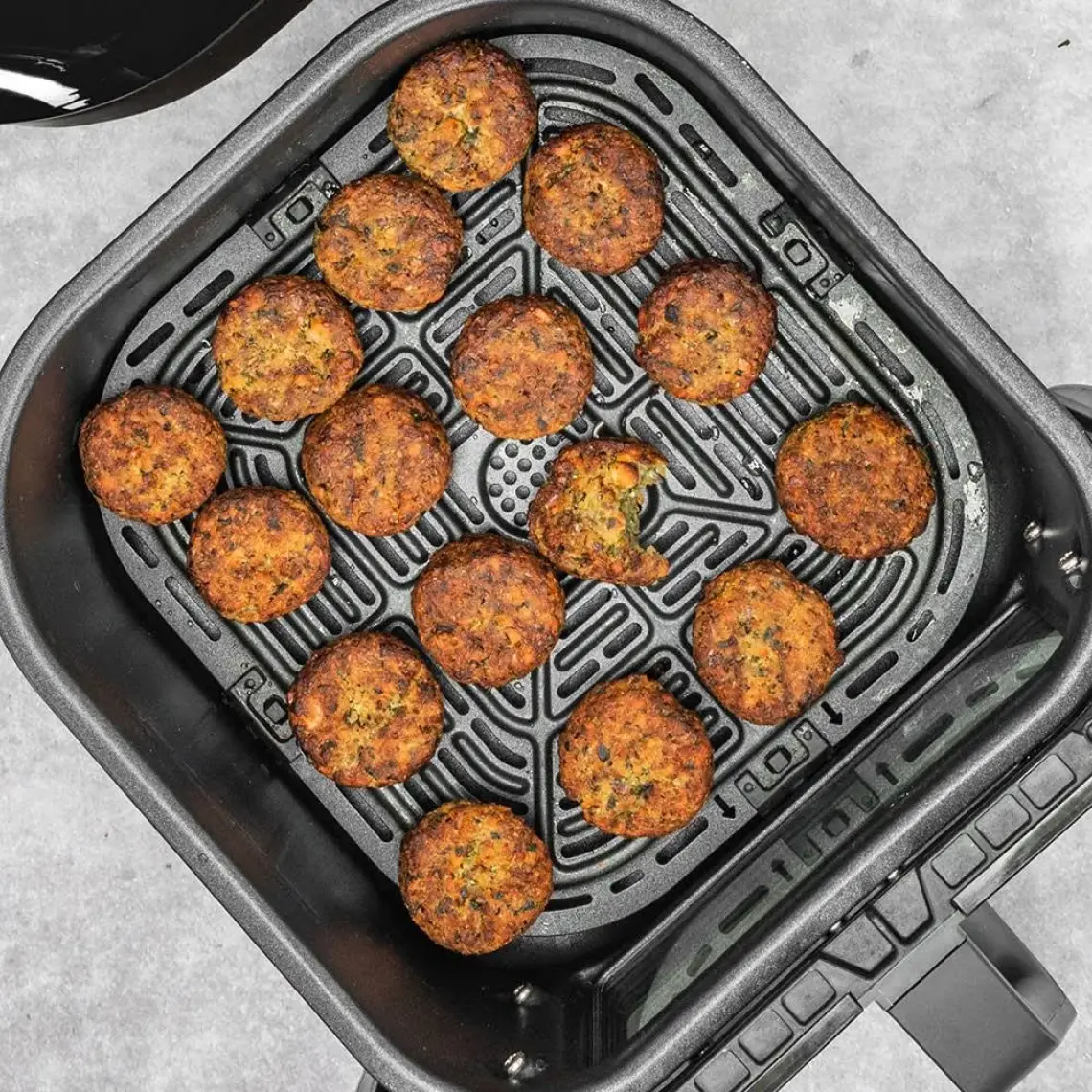 Instant Vortex Plus 6’sı 1 Arada 5.7 lt Air Fryer
