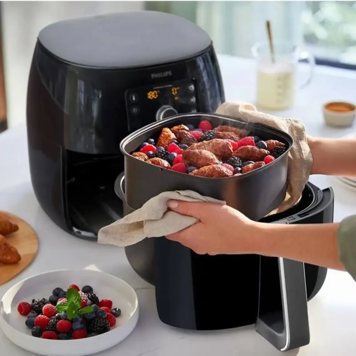 Philips Avance Collection HD9650/90 XXL Airfryer 7.3 Lt Tek Hazneli Yağsız Pişirme ve Otomatik Kapanma Özellikli Fritöz