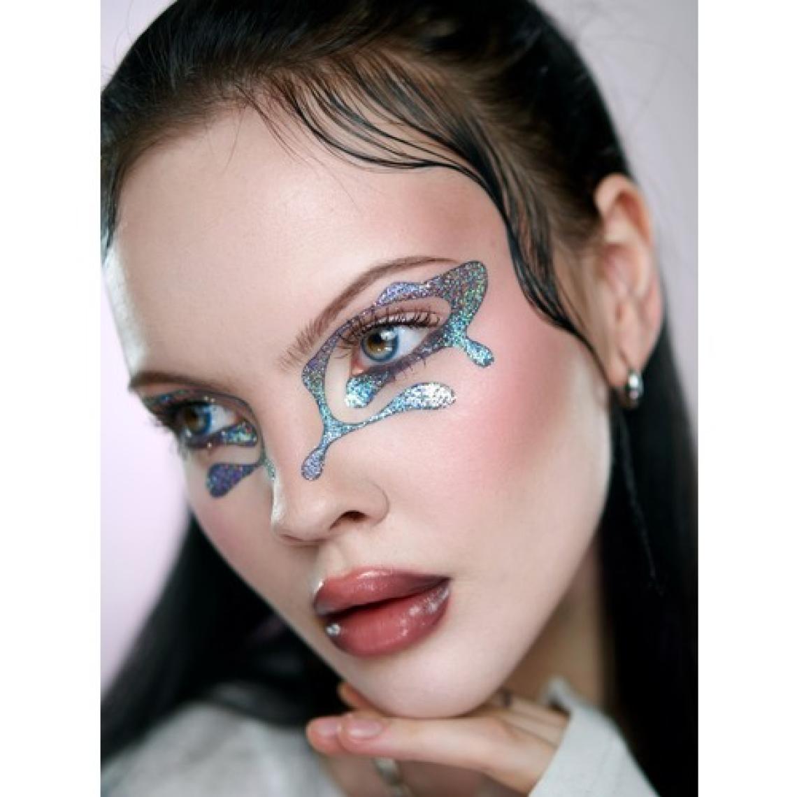 Simli Likit Eyeliner | Dazzling Liner – Holy Doll