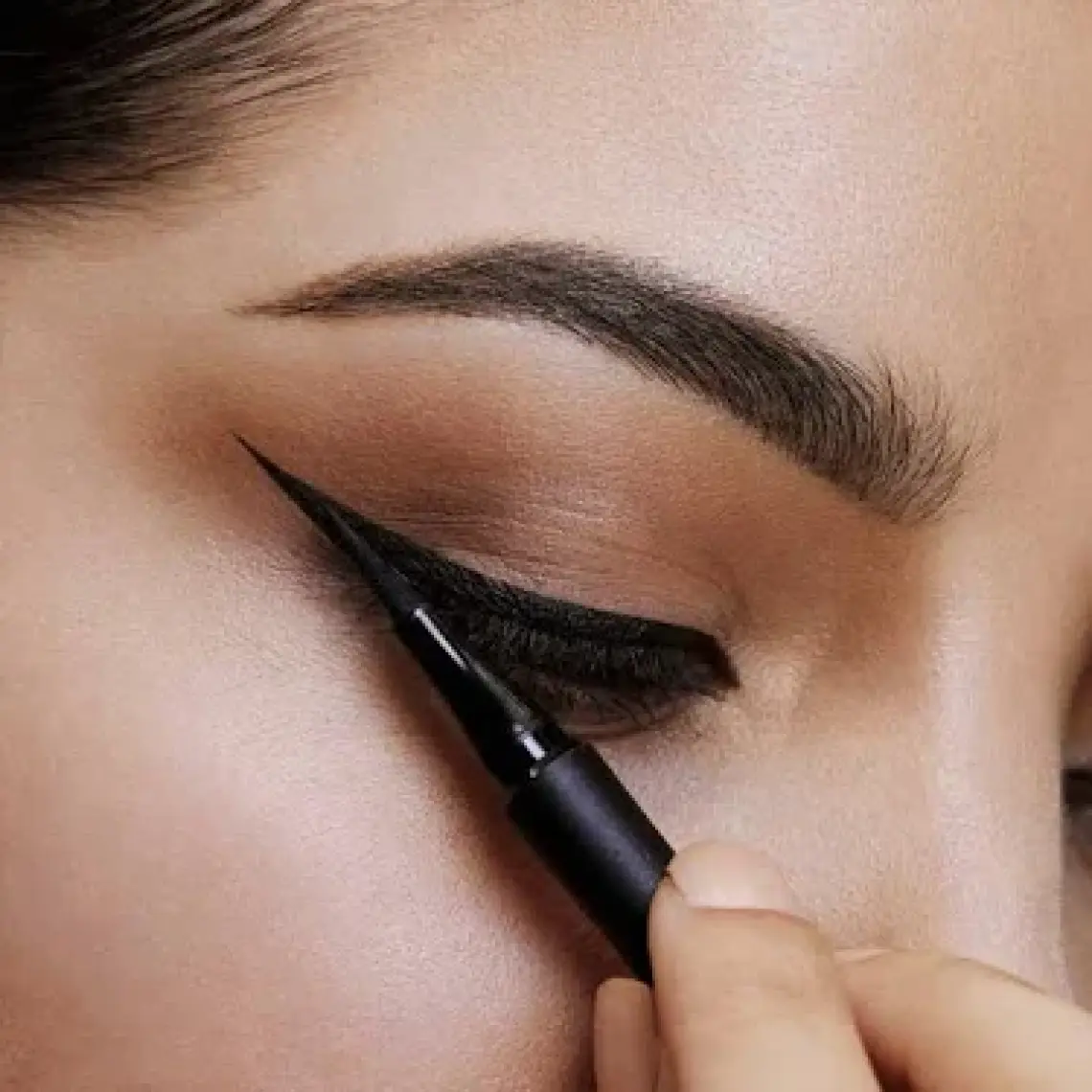 Eyeliner Master Precise Jungle