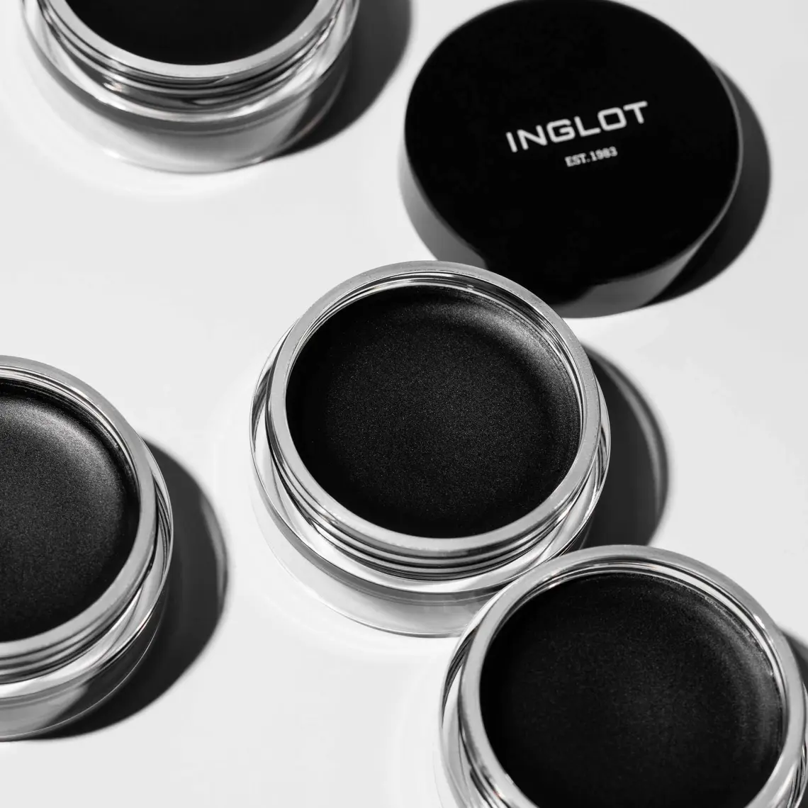 Inglot Suya Dayanıklı Hipoalerjenik Jel Eyeliner - Krem Formül, Renk 90, 5.5 g