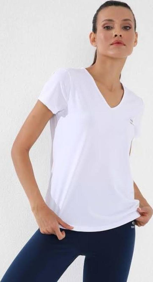 Beyaz Basic Kısa Kol Standart Kalıp V Yaka Kadın T-Shirt - 97145