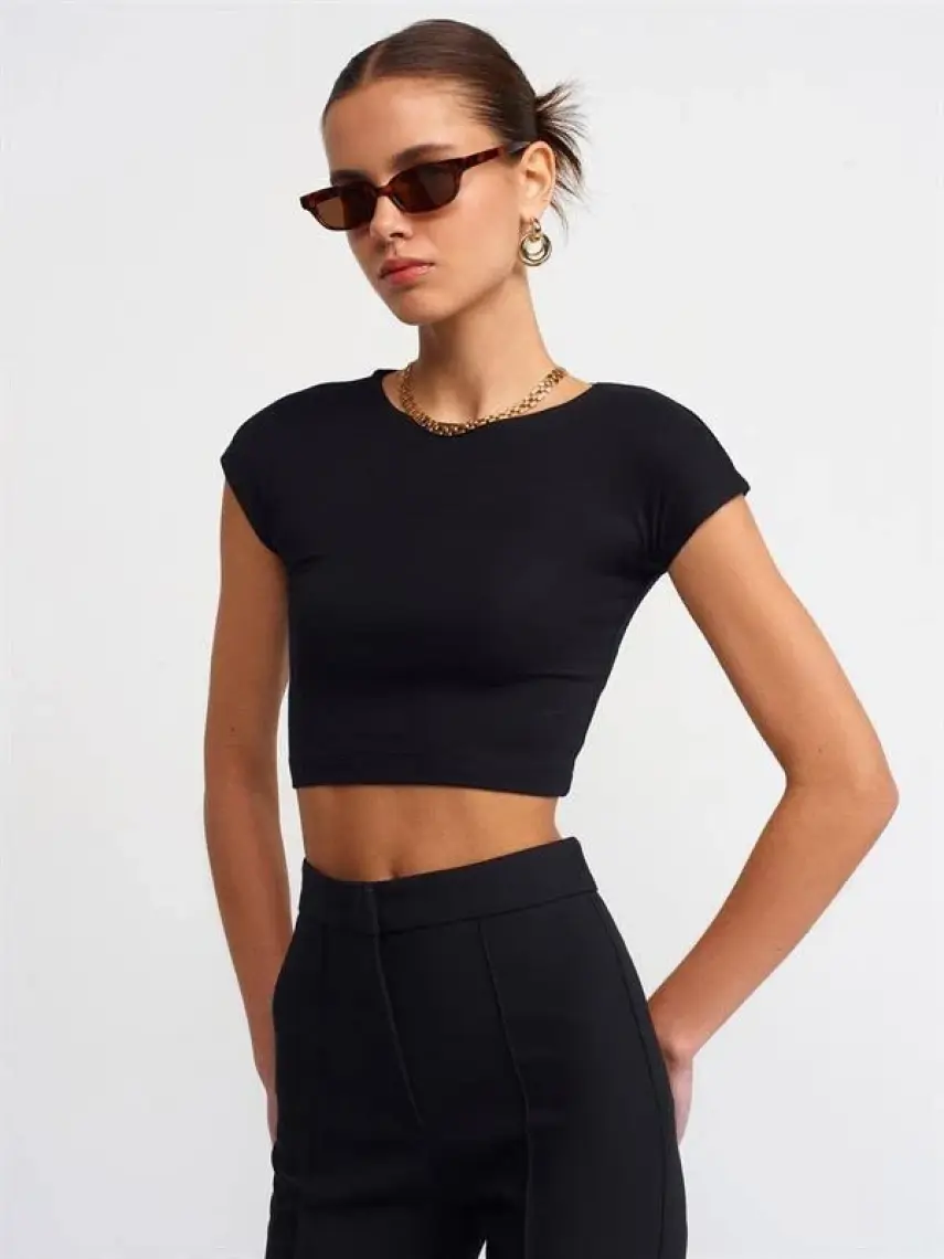 Dilvin 30528 Pamuk ve Modal  Karışımlı Crop Top-Açık Bej